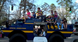 denham-springs-mardi-gras-parade-2011