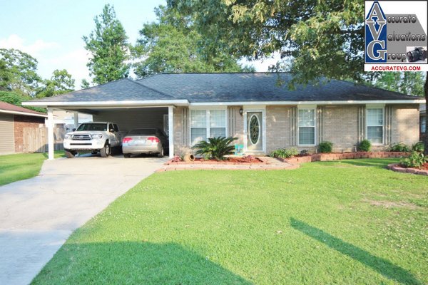 1984 Elmer Street Denham Springs LA 70726 South Woodcrest