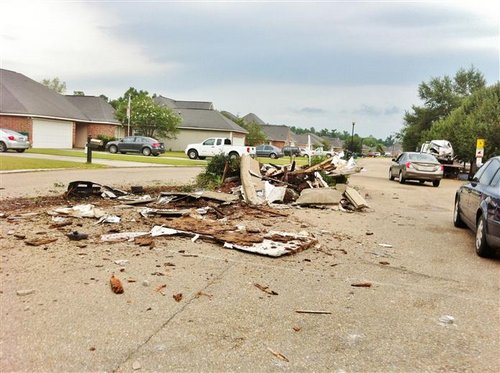 South Point Subdivision Sign Destroyed July 4th 2012 Photos Denham Springs Louisiana (4)